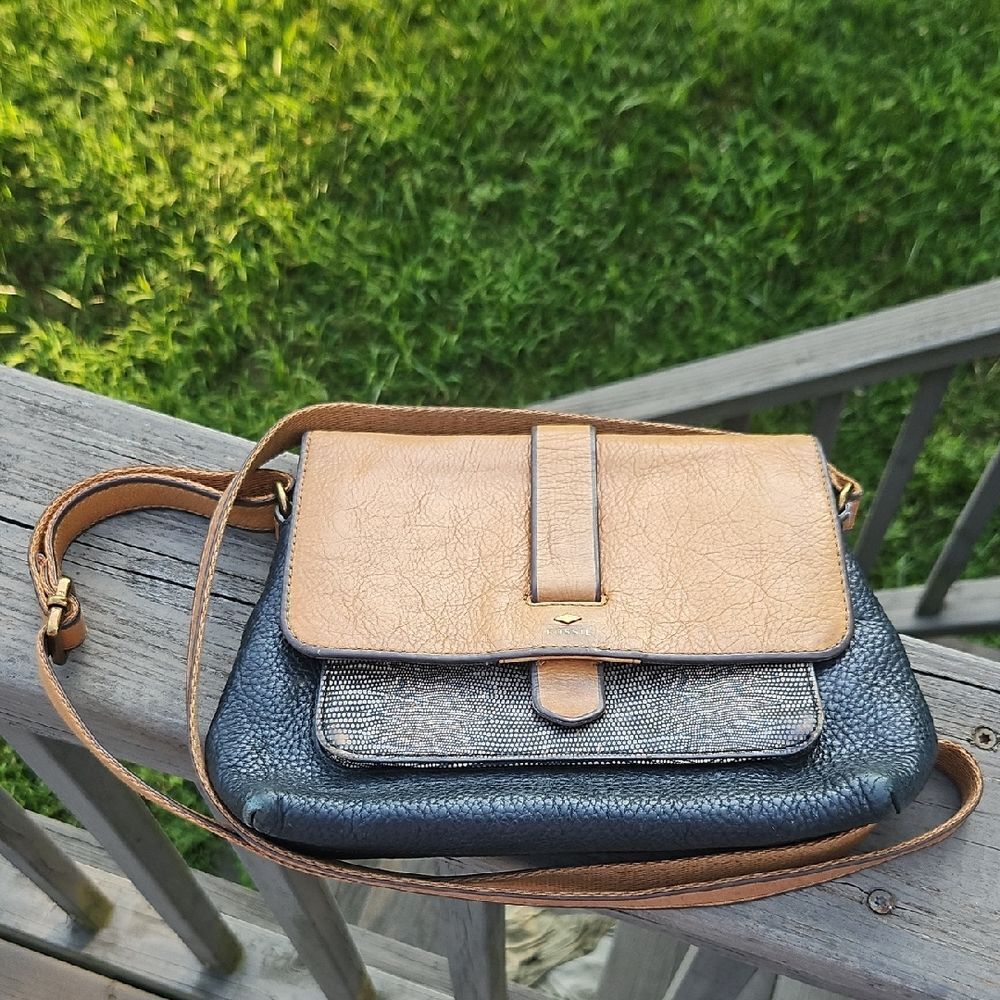 Fossil Kinley Leather Crossbody Bag